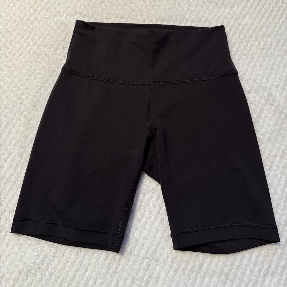 Lululemon Women's Black High-Waisted Shorts